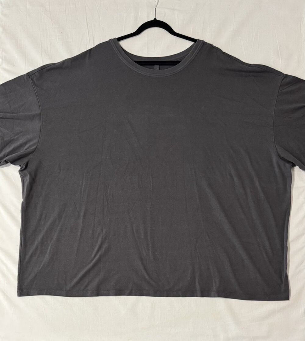 SKIMS Boyfriend Shirt Sz 4X Gray Modal Blend Short Sleeve Comfort Baggy Stretch